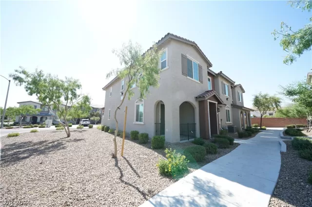 MLS: 2604150 Condo For Sale