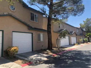 Photo #1: 2604245 Listing 