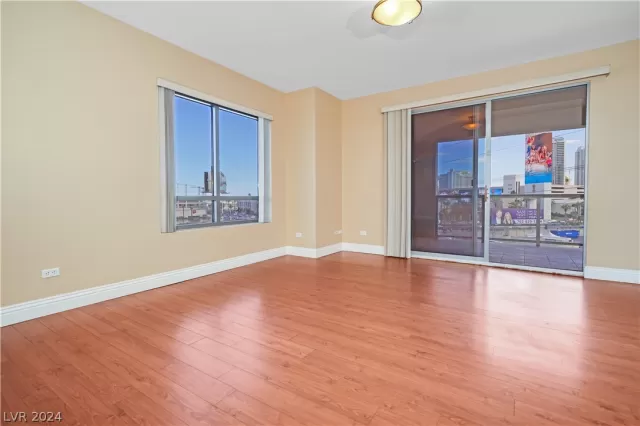 MLS: 2604249 Condo For Sale