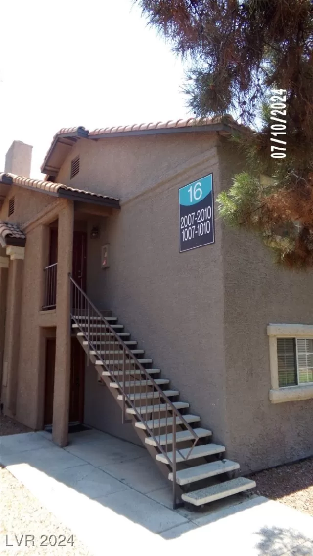 MLS: 2604281 Condo For Sale