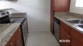 Photo #3: 2604281 Listing 