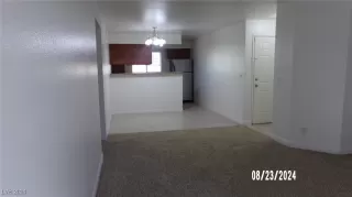 Photo #5: 2604281 Listing 