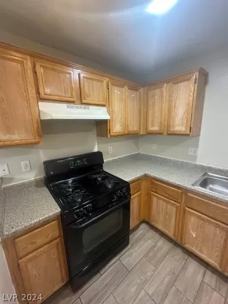 Photo #5: 2604282 Listing 