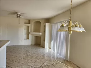 Photo #4: 2604283 Listing 