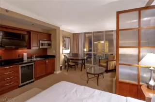 Photo #4: 2604288 Listing