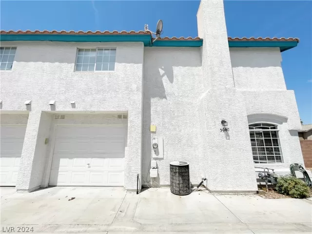 MLS: 2604302 Condo For Sale