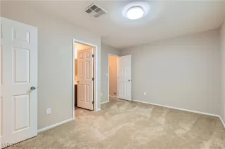 Photo #4: 2604303 Listing 