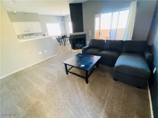 Photo #4: 2604351 Listing 