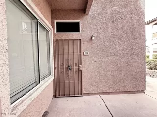 Photo #1: 2604355 Listing