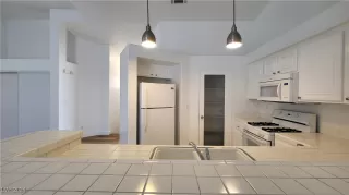 Photo #4: 2604360 Listing 