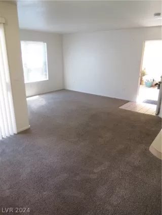 Photo #2: 2604361 Listing 