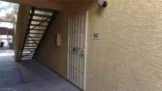 Photo #1: 2604363 Listing 