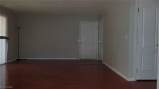 Photo #5: 2604363 Listing 