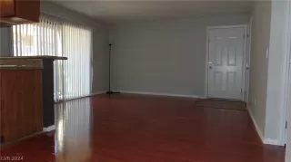 Photo #6: 2604363 Listing 