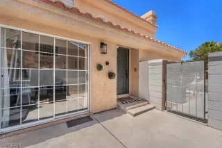 Photo #1: 2604376 Listing 