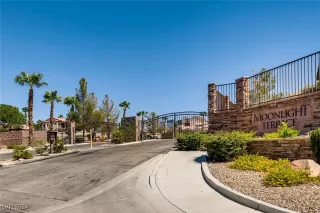 Photo #2: 2604383 Listing 