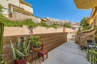 Photo #6: 2604383 Listing 
