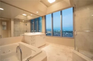 Photo #4: 2604389 Listing 