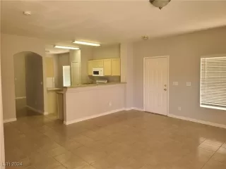 Photo #1: 2604435 Listing 