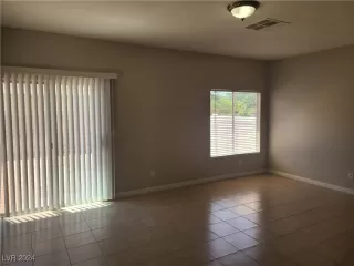 Photo #2: 2604435 Listing 