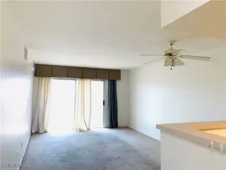 Photo #2: 2604445 Listing 