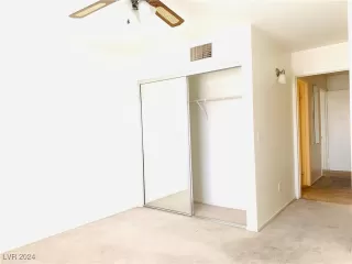 Photo #4: 2604445 Listing 