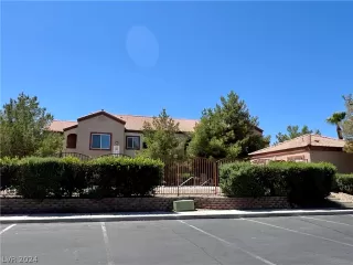 Photo #2: 2604459 Listing 