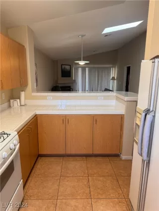 Photo #5: 2604473 Listing 