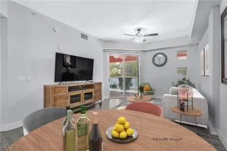 Photo #3: 2604517 Listing 