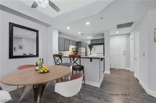 Photo #4: 2604517 Listing 