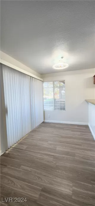 Photo #4: 2604542 Listing 