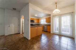 Photo #2: 2604554 Listing 