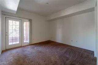 Photo #5: 2604554 Listing 