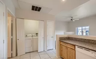 Photo #4: 2604581 Listing 