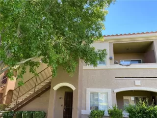 Photo #5: 2604607 Listing 