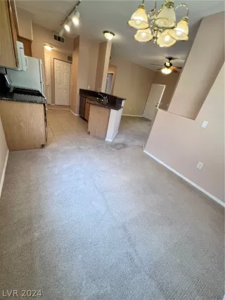 Photo #6: 2604620 Listing 