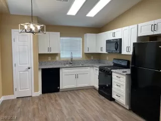 Photo #4: 2604628 Listing 