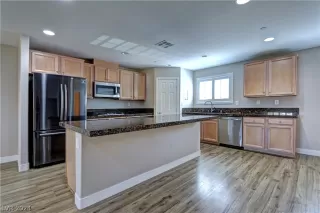 Photo #4: 2604661 Listing