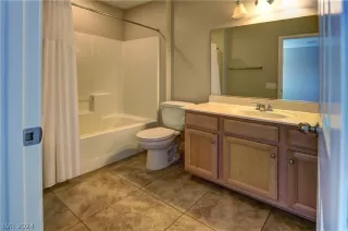 Photo #6: 2604661 Listing