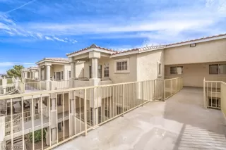 Photo #3: 2604666 Listing