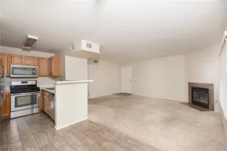 Photo #3: 2604687 Listing 