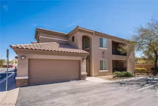 Photo #1: 2604698 Listing 