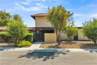 Photo #5: 2604734 Listing