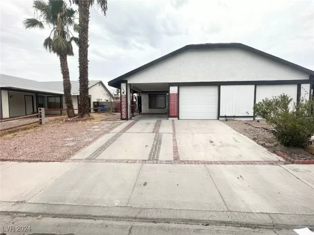 MLS: 2604737 Condo For Sale