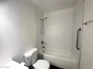 Photo #5: 2604737 Listing