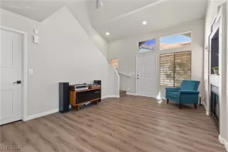 Photo #3: 2604738 Listing