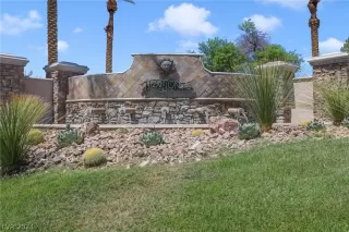 Photo #1: 2604789 Listing