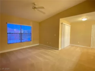 Photo #4: 2604796 Listing 