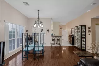 Photo #6: 2604801 Listing 