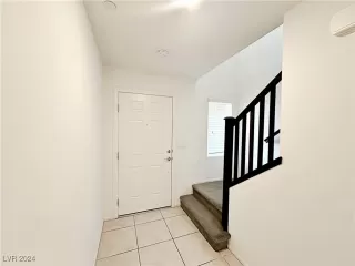 Photo #3: 2604814 Listing 